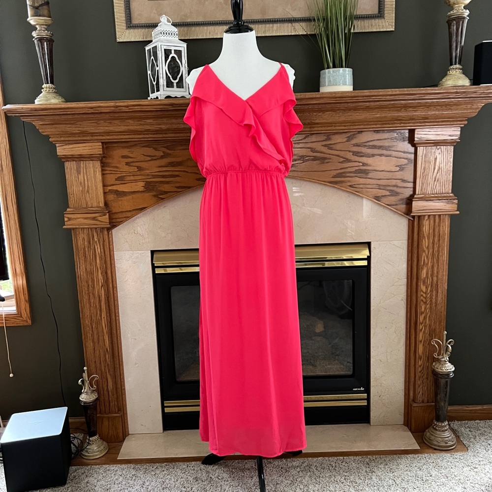 Banana Republic Women's Ruffled Coral Pink Maxi Dress Size 14 NWT‎